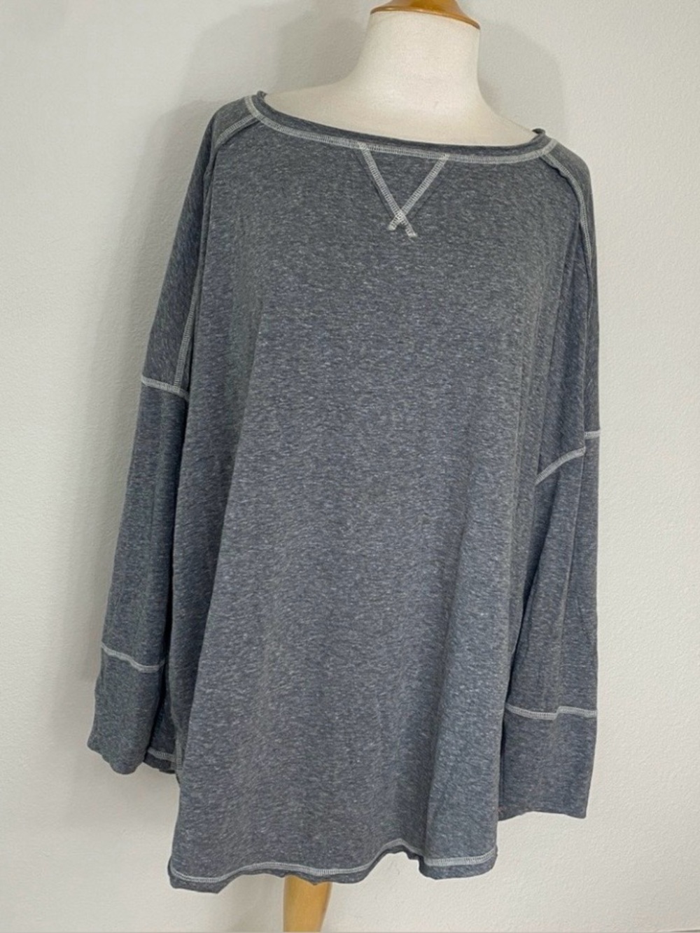 Free People Women Gray Oversize Batwing Soft Tunic Size Medium Loungewear Casual